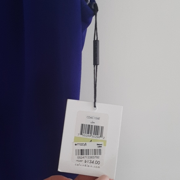 Calvin Klein dress - Picture 3 of 3